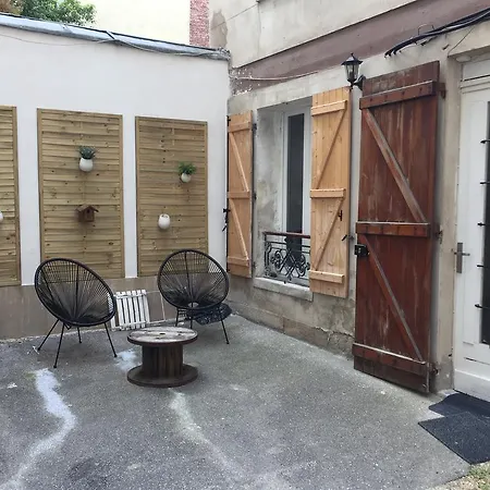 Bastille Faubourg Sur Cour Privee パリ